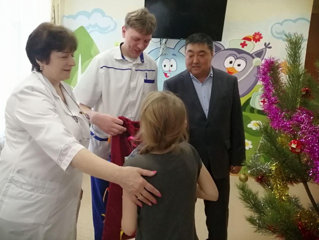 200 новогодних подарков было собрано в рамках акции «Щедрый вторник в Каменске-Уральском»