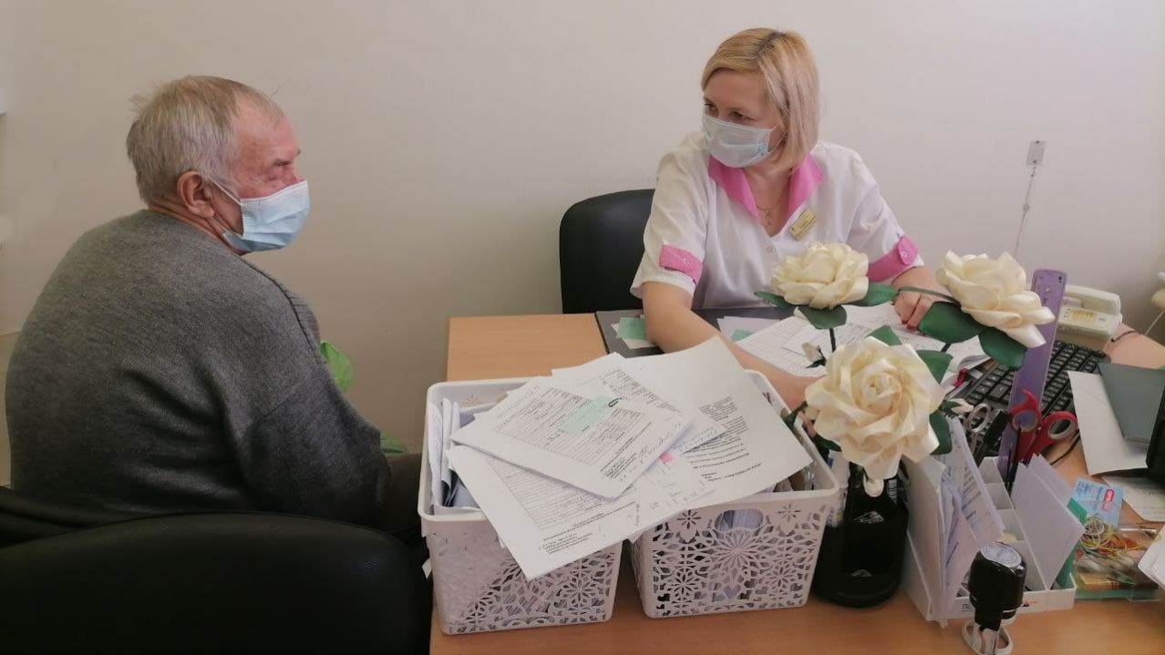 Поликлиники Каменска-Уральского приглашают на прививку от пневмококковой инфекции